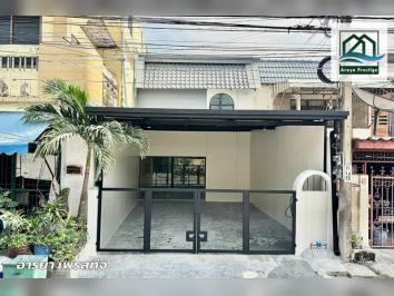 ทาวน์เฮ้าส์ รามคำแหง24 รีโนเวทพร้อมเข้าอยู่